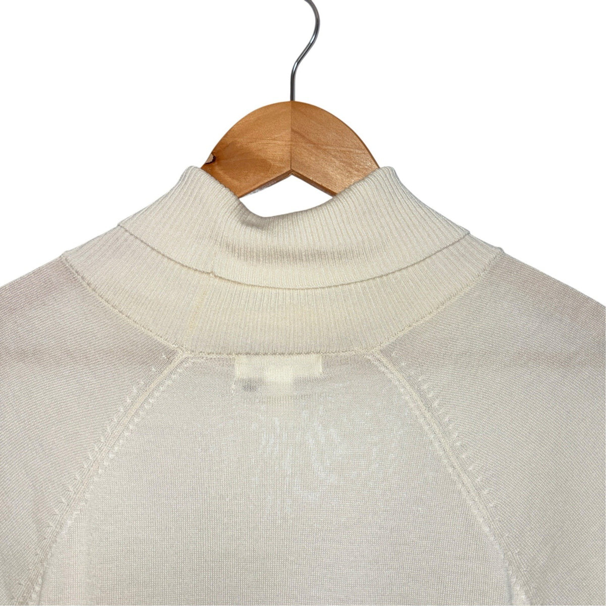 H&M Women's Size M Long Sleeve Pullover Jumper Ivory Roll Neck Turtleneck VGC