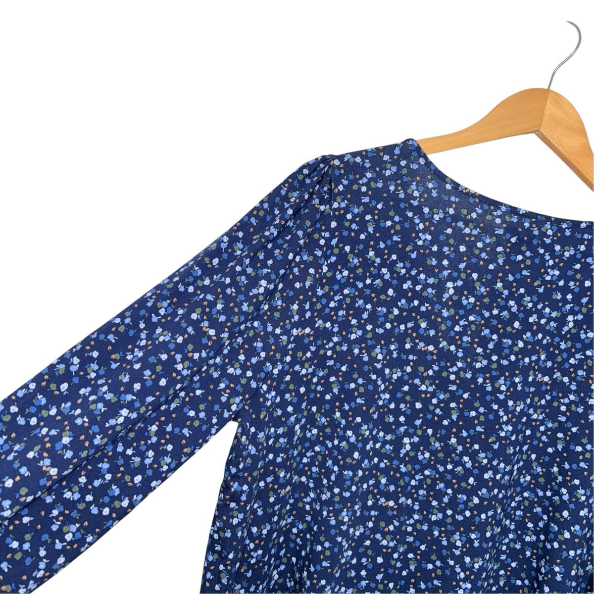 BNWT Lands’ End Women's Med Blouse Top Blue Multi Ditsy Floral Button Up New
