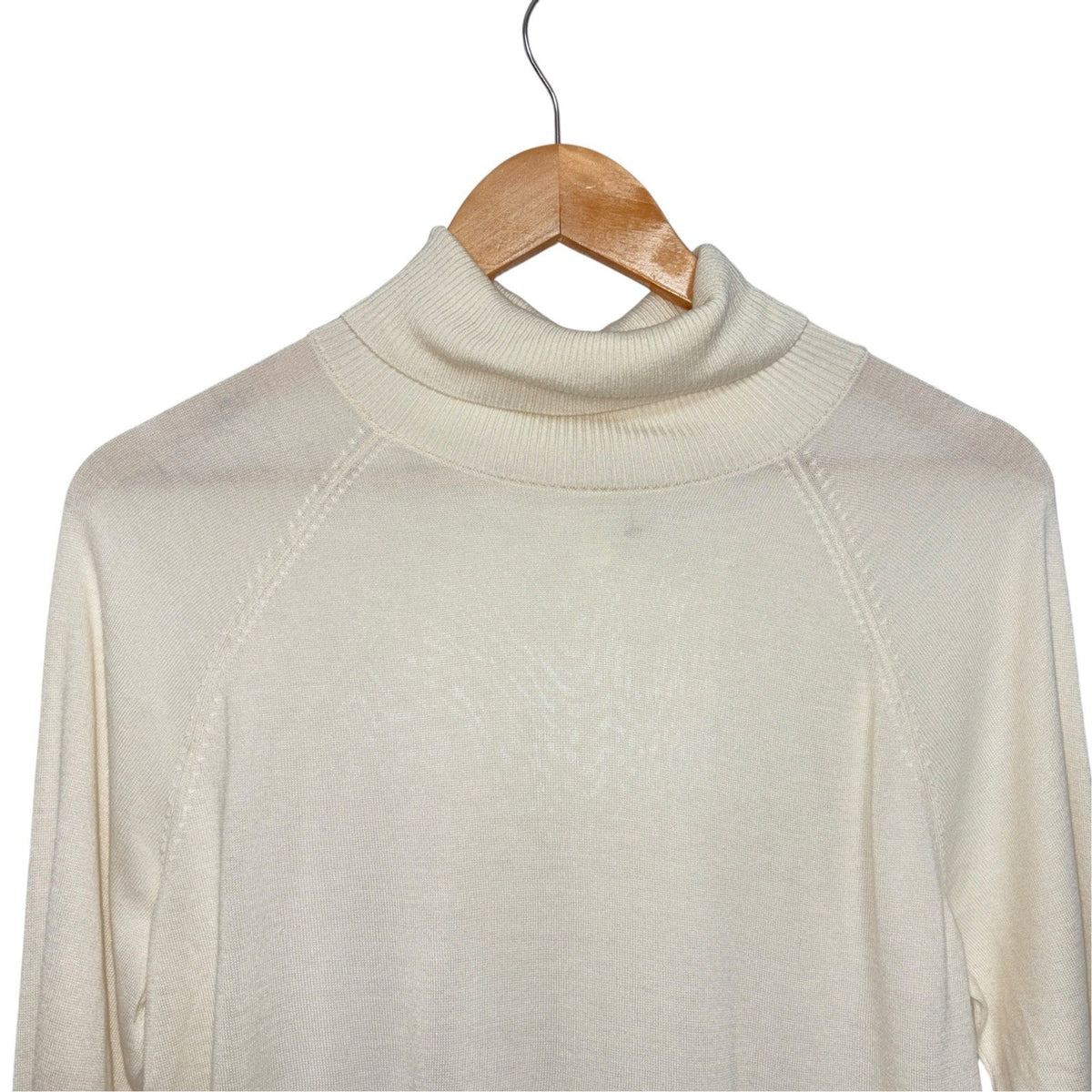 H&M Women's Size M Long Sleeve Pullover Jumper Ivory Roll Neck Turtleneck VGC